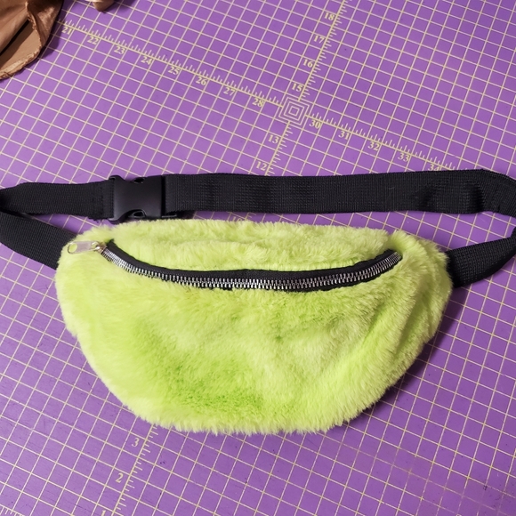 Fuzzy Fanny Pack - Picture 1 of 3